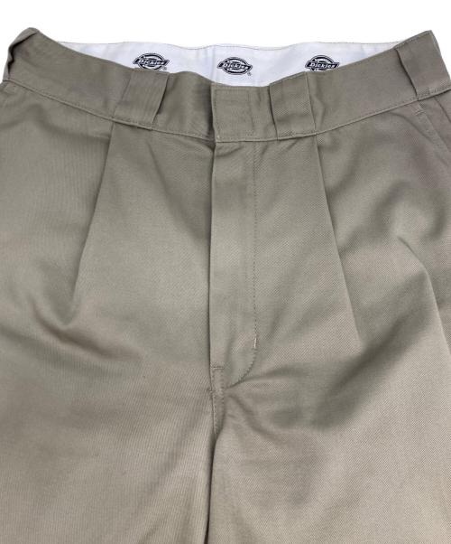 Dickies（ディッキーズ）Dickies (ディッキーズ) ok.soon (オクスン) タックワイドワークパンツ ベージュ サイズ:Sの古着・服飾アイテム