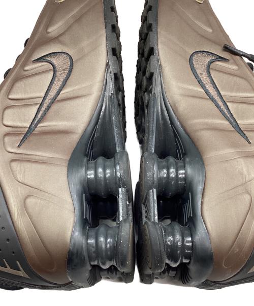 NIKE（ナイキ）NIKE (ナイキ) SHOX R4 ブラウン サイズ:US W9の古着・服飾アイテム