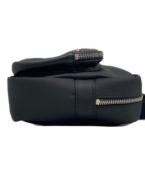 A.P.C.（アーペーセー）A.P.C. (アーペーセー) ロゴボディーバッグ ブラックの古着・服飾アイテム