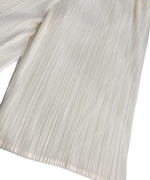 PLEATS PLEASE（プリーツプリーズ）PLEATS PLEASE (プリーツプリーズ) プリーツハーフパンツ アイボリー サイズ:４の古着・服飾アイテム