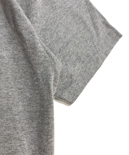 SUPREME（シュプリーム）Supreme (シュプリーム) Sumo Tee グレー サイズ:Mの古着・服飾アイテム