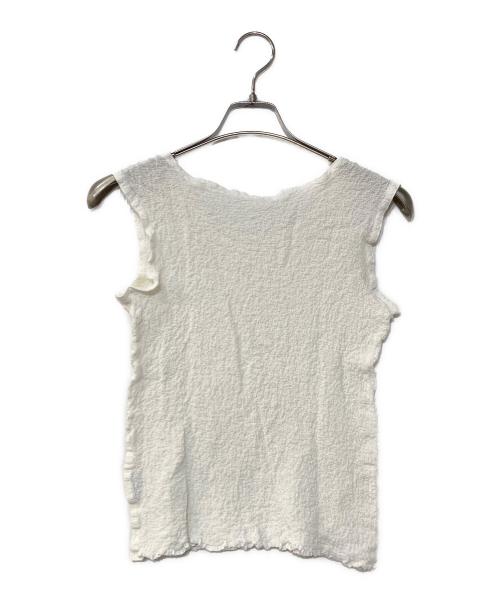 me ISSEY MIYAKE（ミーイッセイ ミヤケ）me ISSEY MIYAKE (ミーイッセイ ミヤケ) ノースリーブカットソー ホワイト サイズ:-の古着・服飾アイテム