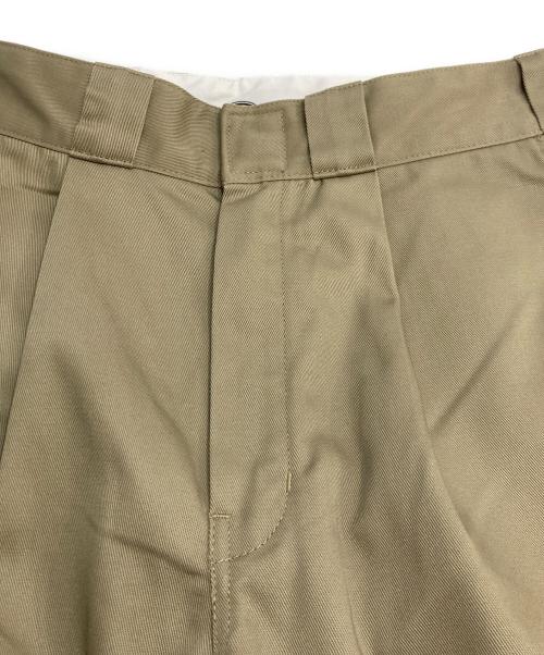 Dickies（ディッキーズ）Dickies (ディッキーズ) ok.soon (オクスン) チノハーフパンツ ベージュ サイズ:Sの古着・服飾アイテム