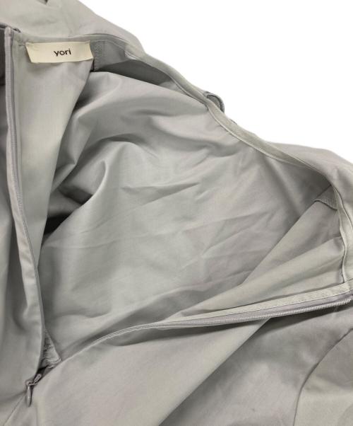 YORI（ヨリ）YORI (ヨリ) スカラップロングスリーブブラウス グレー サイズ:Fの古着・服飾アイテム