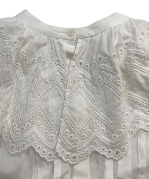 CADUNE（カデュネ）CADUNE (カデュネ) アイレットカラーブラウス ホワイト サイズ:38の古着・服飾アイテム