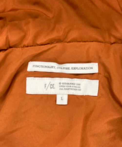 F/CE.（エフシーイー）F/CE. (エフシーイー) RECYCLED DOWN HOOD BLOUSON ダウンジャケット オレンジ サイズ:Lの古着・服飾アイテム