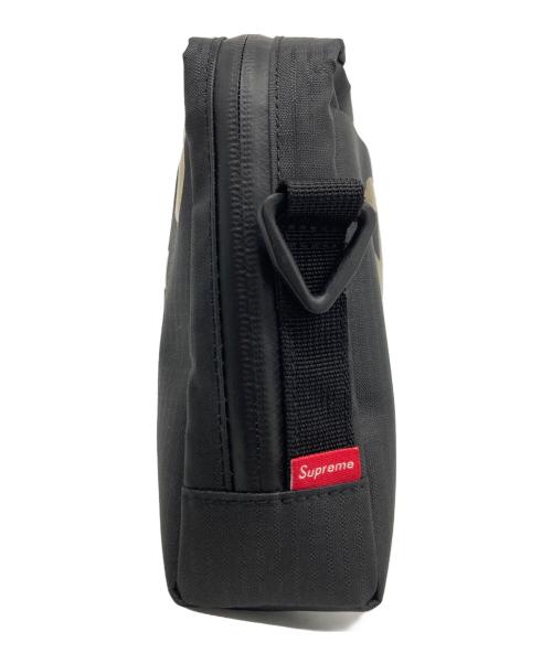 SUPREME（シュプリーム）SUPREME (シュプリーム) Neck Pouch ネックポーチ クリアロゴ ブラックの古着・服飾アイテム