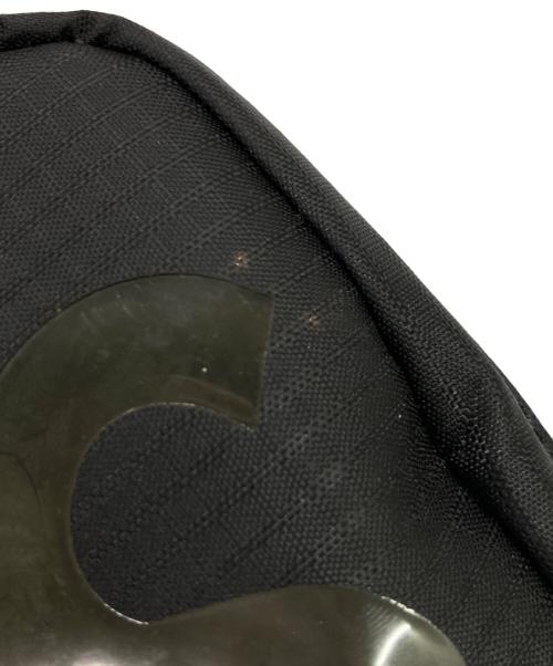 SUPREME（シュプリーム）SUPREME (シュプリーム) Neck Pouch ネックポーチ クリアロゴ ブラックの古着・服飾アイテム