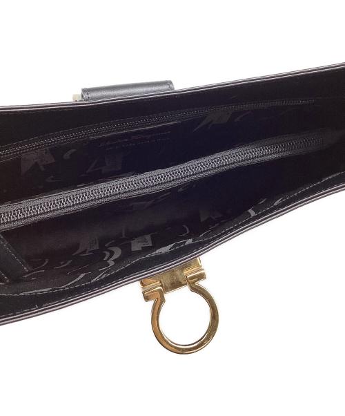 Salvatore Ferragamo（サルヴァトーレ フェラガモ）Salvatore Ferragamo (サルヴァトーレ フェラガモ) ガンチーニハンドバッグ ブラックの古着・服飾アイテム