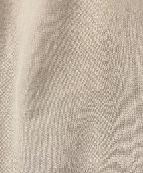 NO CONTROL AIR（ノーコントロールエアー）NO CONTROL AIR (ノーコントロールエアー) 追撚ポリエステル・ツイルワイドパンツ ベージュ サイズ:XSの古着・服飾アイテム