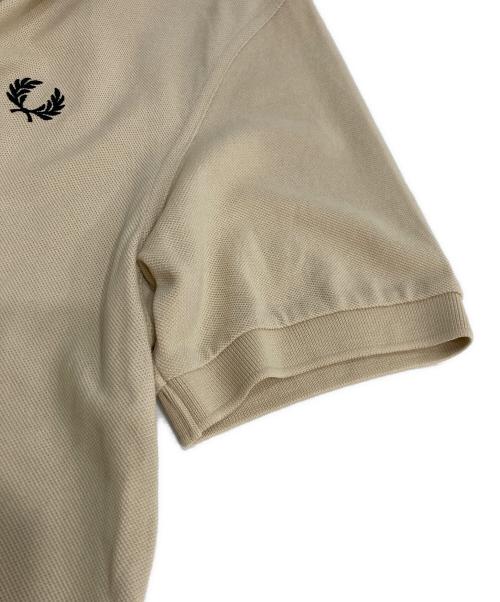 FRED PERRY（フレッドペリー）FRED PERRY (フレッドペリー) The Fred Perry Shirt ポロシャツ ベージュ サイズ:Lの古着・服飾アイテム