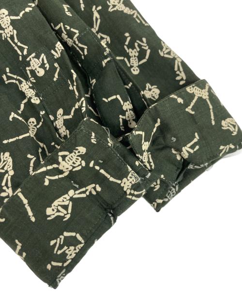 Jean Paul GAULTIER（ジャンポールゴルチェ）Jean Paul GAULTIER (ジャンポールゴルチェ) スカルプリントニットコルセットシャツ グリーン サイズ:B82T164の古着・服飾アイテム