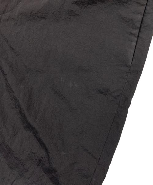 H BEAUTY&YOUTH（エイチ ビューティー&ユース）H BEAUTY&YOUTH (エイチ ビューティー&ユース) OLMETEX ナイロン ワイドスラックス ブラック サイズ:Sの古着・服飾アイテム