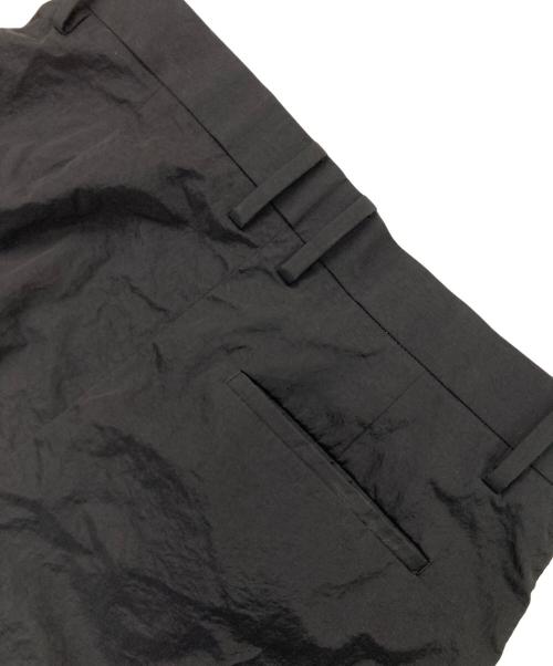 H BEAUTY&YOUTH（エイチ ビューティー&ユース）H BEAUTY&YOUTH (エイチ ビューティー&ユース) OLMETEX ナイロン ワイドスラックス ブラック サイズ:Sの古着・服飾アイテム