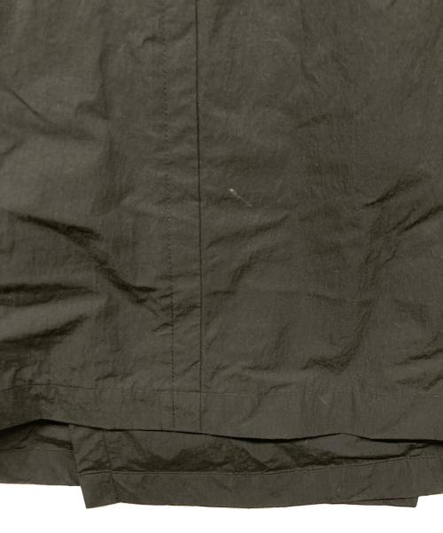 is-ness（イズネス）is-ness (イズネス) NON-BINARY S S PACKABLE COAT/パッカブルコート ブラック サイズ:M(46)の古着・服飾アイテム