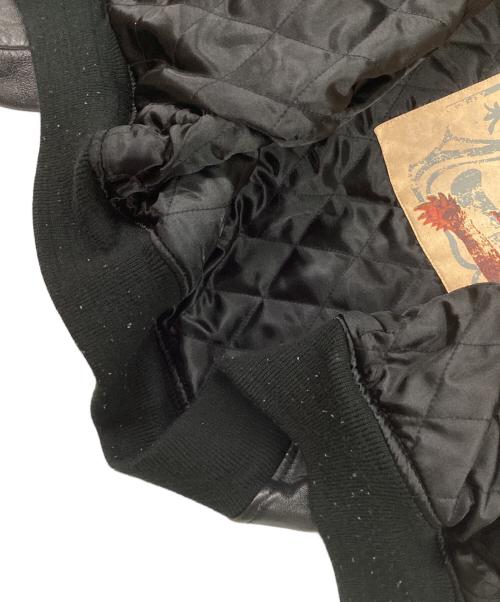 AVIREX（アヴィレックス）AVIREX (アヴィレックス) ドラゴン刺繍ラムレザーバーシティジャケット ブラック サイズ:Lの古着・服飾アイテム