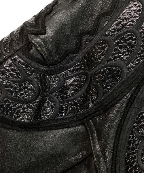 AVIREX（アヴィレックス）AVIREX (アヴィレックス) ドラゴン刺繍ラムレザーバーシティジャケット ブラック サイズ:Lの古着・服飾アイテム