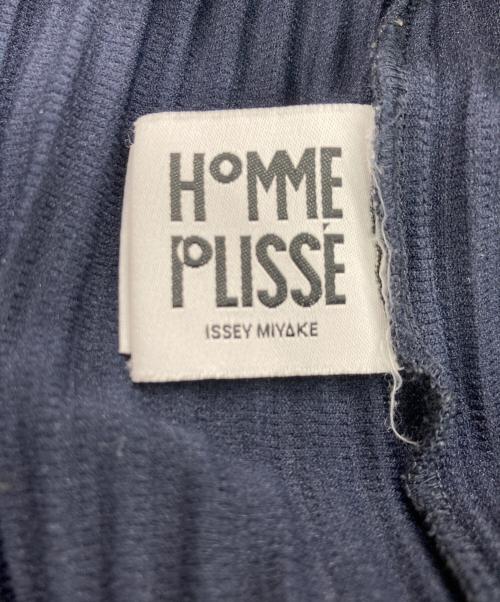 HOMME PLISSE ISSEY MIYAKE（オム プリッセ イッセイ ミヤケ）HOMME PLISSE ISSEY MIYAKE (オム プリッセ イッセイ ミヤケ) BASIC / プリーツカットソー ネイビー サイズ:3の古着・服飾アイテム