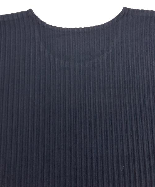 HOMME PLISSE ISSEY MIYAKE（オム プリッセ イッセイ ミヤケ）HOMME PLISSE ISSEY MIYAKE (オム プリッセ イッセイ ミヤケ) BASIC / プリーツカットソー ネイビー サイズ:3の古着・服飾アイテム