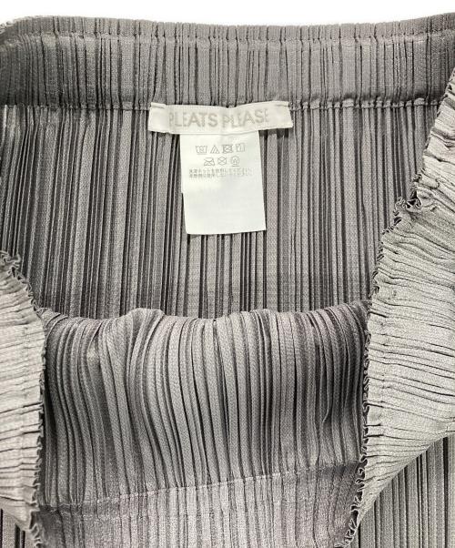 PLEATS PLEASE（プリーツプリーズ）PLEATS PLEASE (プリーツプリーズ) BASICSプリーツスカート グレー サイズ:4の古着・服飾アイテム