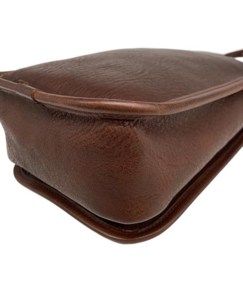 SLOW&CO（スロウアンドコー）SLOW&CO (スロウアンドコー)  Bono  Flap Vertical Shoulder Bag / ターンロック レザーショルダーバッグ ブラウンの古着・服飾アイテム