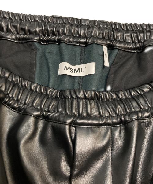 MSML（エムエスエムエル）MSML (エムエスエムエル) WIDE CARGO SHORTS FAKE LEATHER フェイクレザーハーフパンツ ブラック サイズ:XLの古着・服飾アイテム
