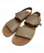 FENDIフェンディ）の古着「FFロゴフラットサンダル」｜ベージュ