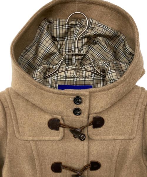 BURBERRY BLUE LABEL（バーバリーロンドンブルーレーベル）BURBERRY BLUE LABEL (バーバリーロンドンブルーレーベル) ダッフルコート ノバチェック ホース型押し ベージュ サイズ:40の古着・服飾アイテム