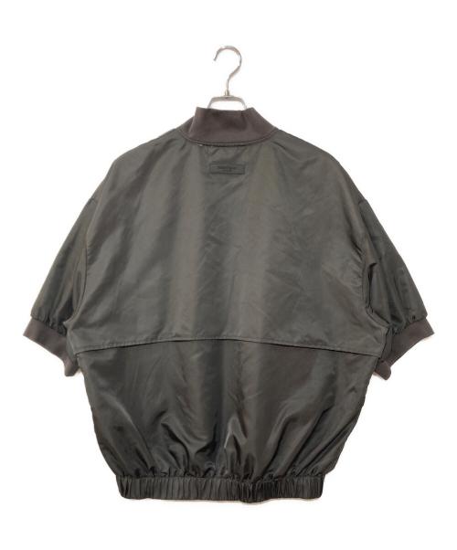 FOG ESSENTIALS（フィアオブゴッド エッセンシャル）FOG ESSENTIALS (フィアオブゴッド エッセンシャル) ハーフジップ ナイロン プルオーバー ブラック サイズ:Mの古着・服飾アイテム