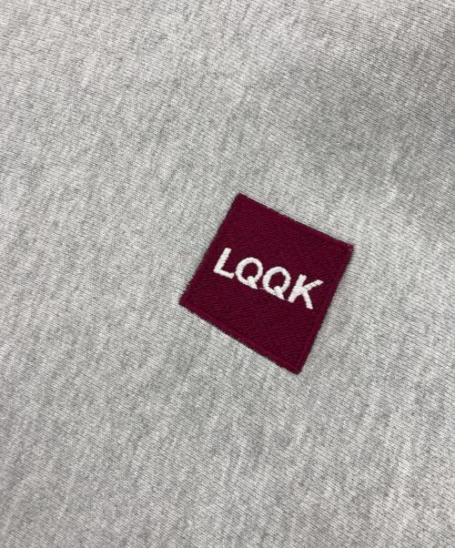 LQQK STUDIO（ルックスタジオ）LQQK STUDIO (ルックスタジオ) ロゴフーディ グレー サイズ:Mの古着・服飾アイテム