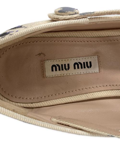 MIU MIU（ミュウミュウ）MIU MIU (ミュウミュウ) ペイントバレエシューズ ベージュ サイズ:37 1/2の古着・服飾アイテム