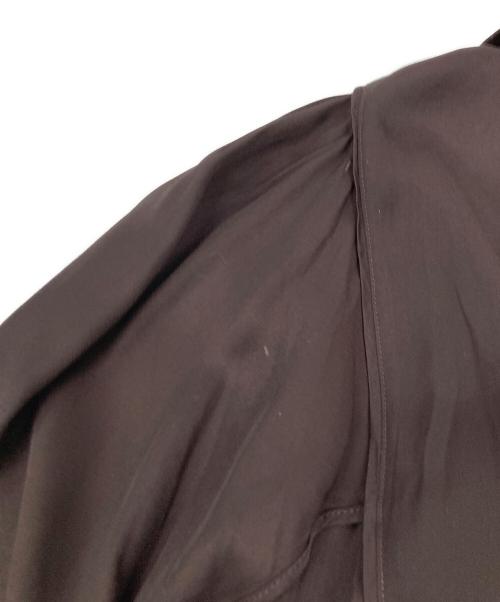 Uttrykk（ユートリーク）Uttrykk (ユートリーク) Rayon Twill  Stack Sleeve Shirt ブラウン サイズ:ONEの古着・服飾アイテム