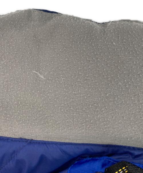 MOUNTAIN HARD WEAR（マウンテンハードウェア）MOUNTAIN HARD WEAR (マウンテンハードウェア) ダウンジャケット ブルー サイズ:Mの古着・服飾アイテム