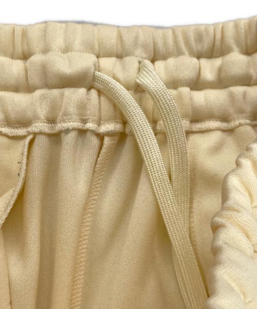 jieda（ジエダ）jieda (ジエダ) 5 STRIPE JERSEY PANTS トラックパンツ ベージュ サイズ:1の古着・服飾アイテム