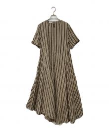 BRUNELLO CUCINELLI（ブルネロクチネリ）の古着「半袖シルク混ストライプワンピース」｜ブラウン