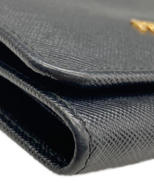 PRADA（プラダ）PRADA (プラダ) サフィアーノ/3つ折り財布 ブラックの古着・服飾アイテム