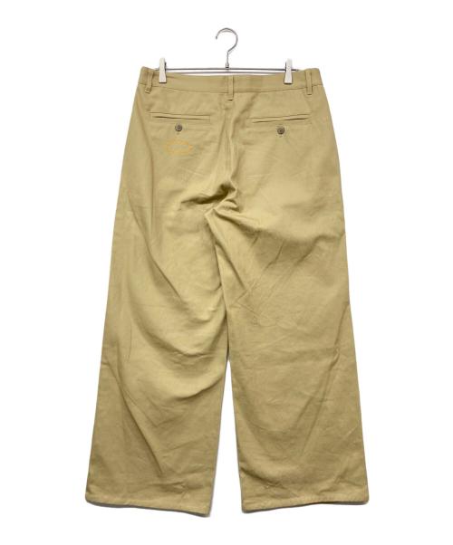AFB（エーエフビー）AFB (エーエフビー) SUPER BAGGY STUDDED PANTS / サイドスタッズ チノパンツ ベージュ サイズ:Lの古着・服飾アイテム