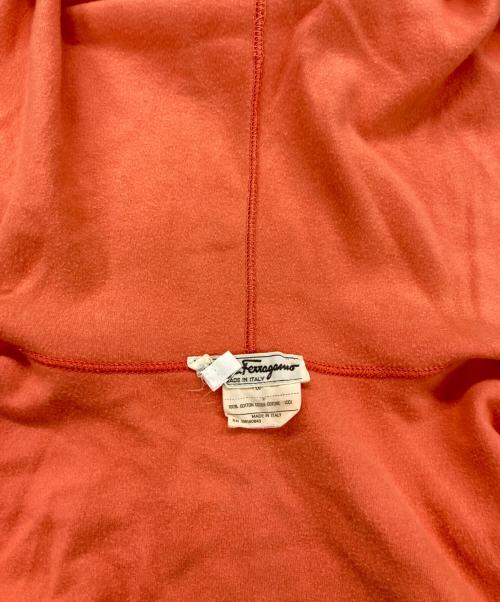 Salvatore Ferragamo（サルヴァトーレ フェラガモ）Salvatore Ferragamo (サルヴァトーレ フェラガモ) バックロゴジップフーディ オレンジ サイズ:Lの古着・服飾アイテム