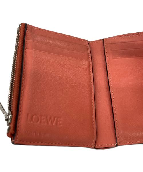 LOEWE（ロエベ）LOEWE (ロエベ) バーティカルウォレット 三つ折り財布 ベージュの古着・服飾アイテム