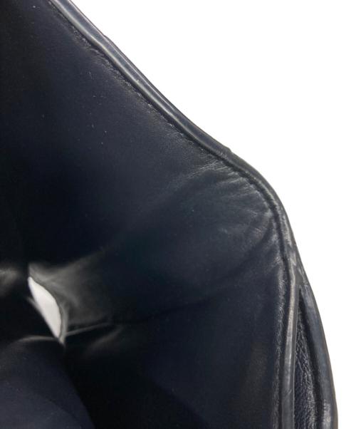 BOTTEGA VENETA（ボッテガベネタ）BOTTEGA VENETA (ボッテガベネタ) マキシイントレチャート 2つ折り財布 ネイビーの古着・服飾アイテム