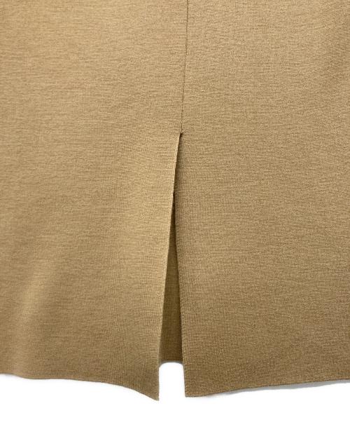 DRESSTERIOR（ドレステリア）DRESSTERIOR (ドレステリア) バックフェイクパールニットワンピース ベージュ サイズ:38の古着・服飾アイテム