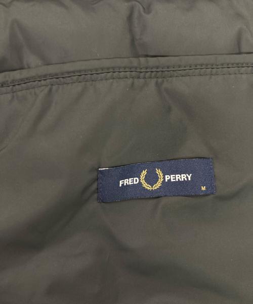 FRED PERRY（フレッドペリー）FRED PERRY (フレッドペリー) Insulated Gilet / インサレーテッドジレ 中綿ベスト ブラック サイズ:Mの古着・服飾アイテム