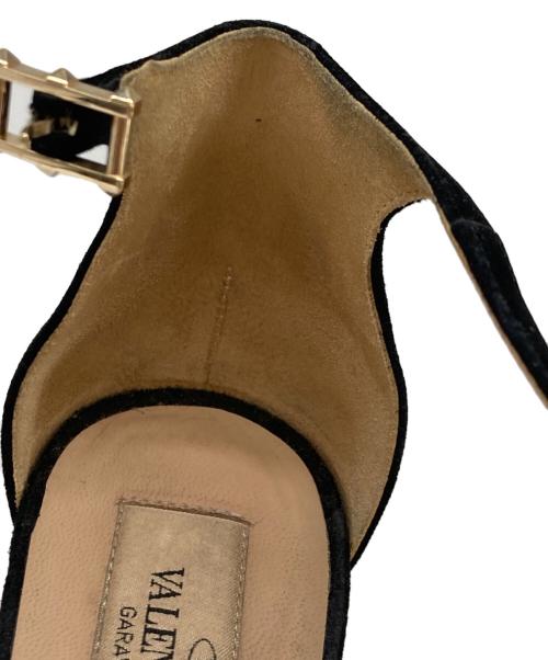 VALENTINO（ヴァレンティノ）VALENTINO (ヴァレンティノ) バックスタッズヒールパンプス ブラック サイズ:36の古着・服飾アイテム