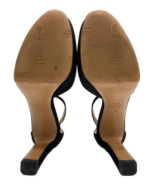 VALENTINO（ヴァレンティノ）VALENTINO (ヴァレンティノ) バックスタッズヒールパンプス ブラック サイズ:36の古着・服飾アイテム