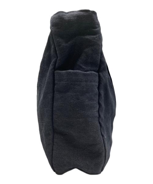 urbanic（アーバニック）urbanic (アーバニック) キャンバスショルダーバッグ ブラックの古着・服飾アイテム