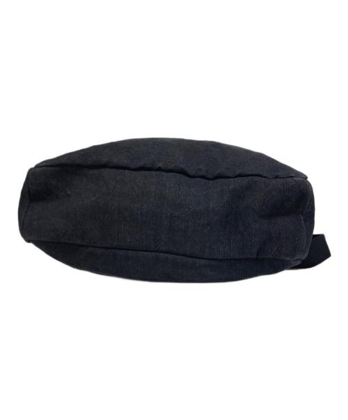 urbanic（アーバニック）urbanic (アーバニック) キャンバスショルダーバッグ ブラックの古着・服飾アイテム