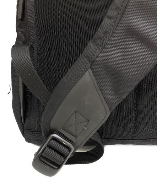 MONOLITH（モノリス）MONOLITH (モノリス) BACKPACK STANDARD SOLID / バックパック  スタンダード ソリッド ブラックの古着・服飾アイテム