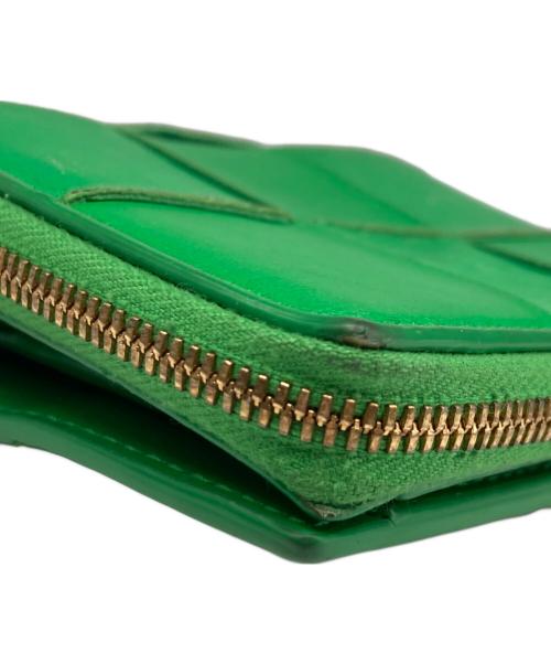 BOTTEGA VENETA（ボッテガベネタ）BOTTEGA VENETA (ボッテガベネタ) Cassette Intrecciato Compact Wallet/カセットイントレチャートコンパクトウォレット グリーンの古着・服飾アイテム
