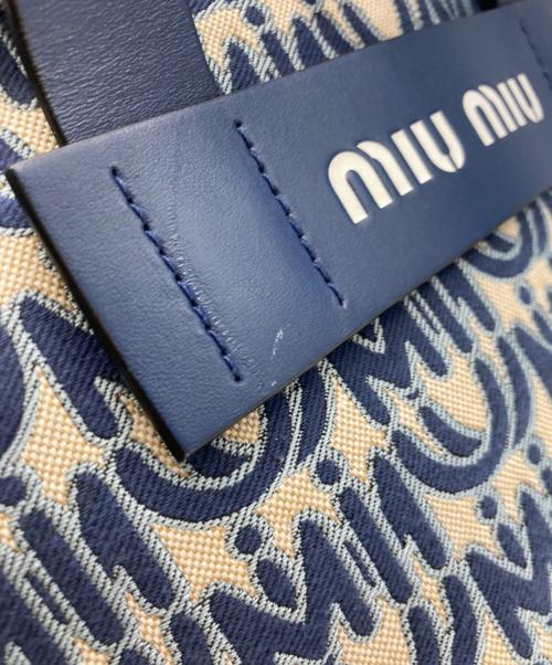 MIU MIU（ミュウミュウ）MIU MIU (ミュウミュウ) MIU EVERYWHERE / ミュウ エヴリウェア トートバッグ ブルー  ベージュ×ブルーの古着・服飾アイテム