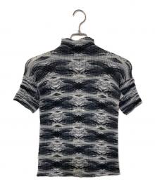 ISSEY MIYAKE FETE（イッセイミヤケフェット）の古着「総柄プリーツTEE」｜グレー